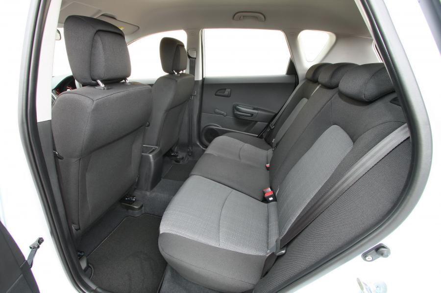  Kia cee&rsquo;d 2009 года  (фото 43 из 98)